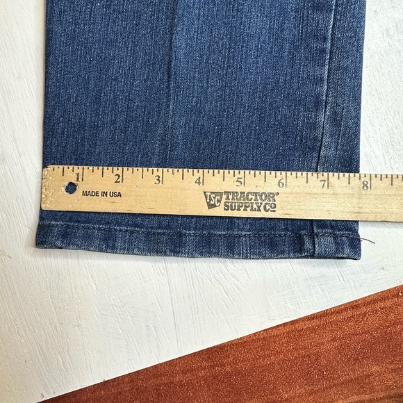 Gloria Vanderbilt Amanda Jeans Women’s 12 Blue Stretch Straight Leg Denim - Picture 5 of 10